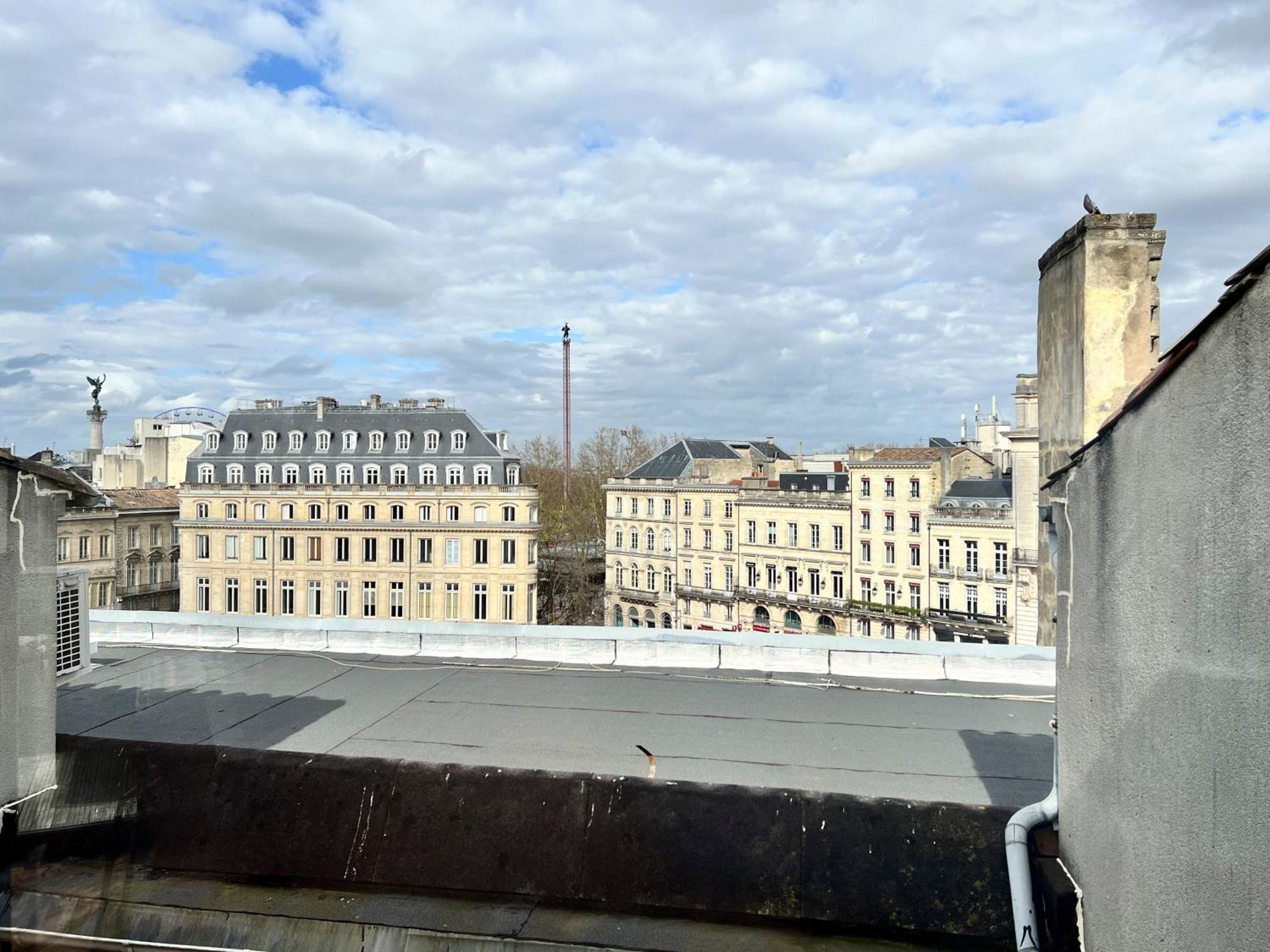 Magnifique Appartement Climatise Avec Parking - Allee De Tourny Бордо Экстерьер фото